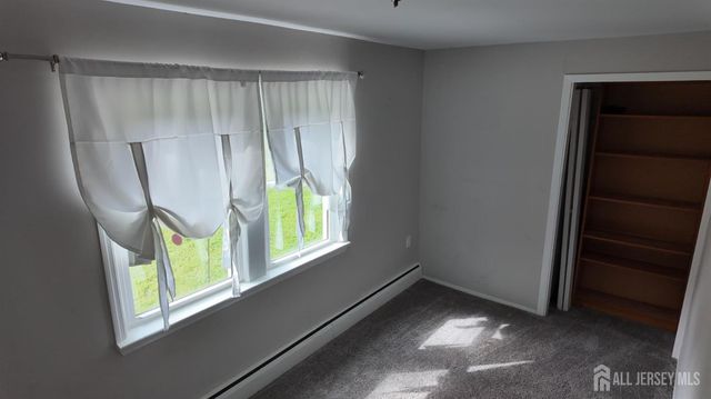 1142 Woodmere Drive, Keyport, NJ 07735