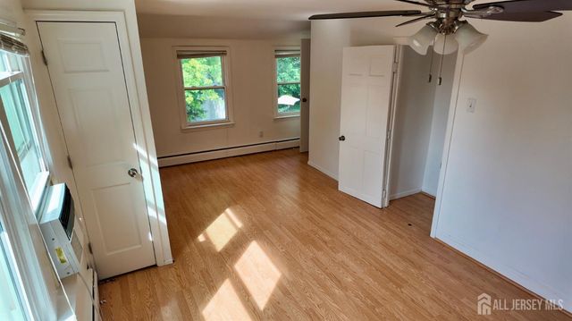 1142 Woodmere Drive, Keyport, NJ 07735