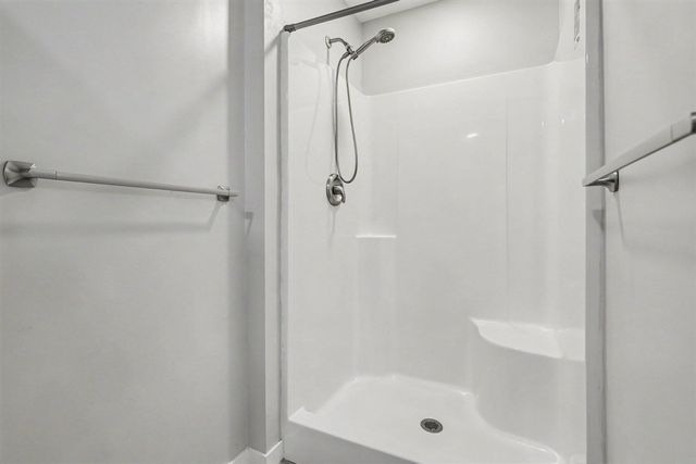 7514 E Drive, Battle Creek, MI 49014