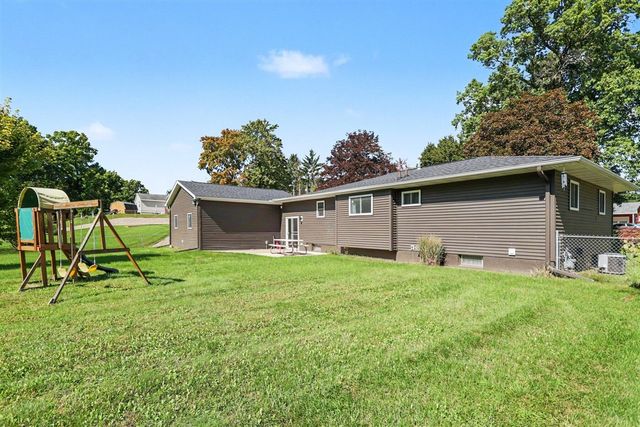 7514 E Drive, Battle Creek, MI 49014