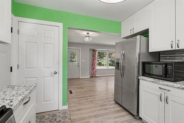 7514 E Drive, Battle Creek, MI 49014
