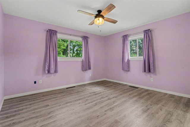 7514 E Drive, Battle Creek, MI 49014