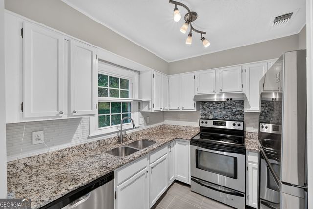 226 High Creek Drive, Roswell, GA 30076
