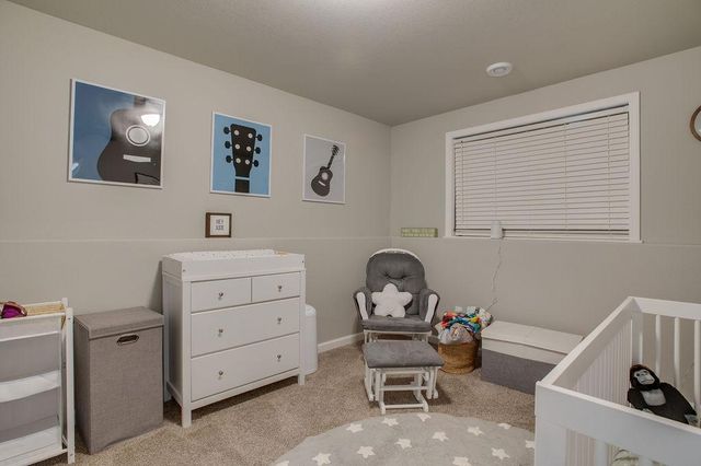 1207 Barnes Drive W, West Fargo, ND 58078