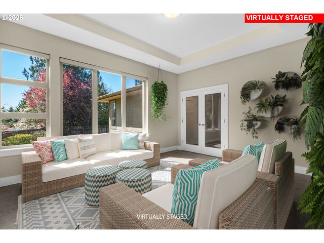 10253 Nw ENGLEMAN St, Portland, OR 97229