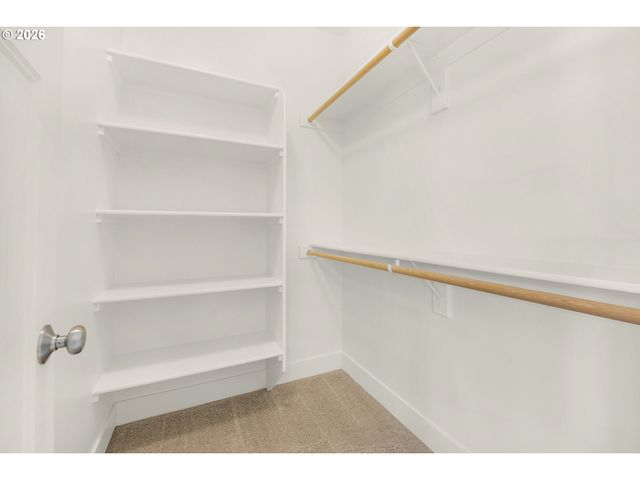 10253 Nw ENGLEMAN St, Portland, OR 97229