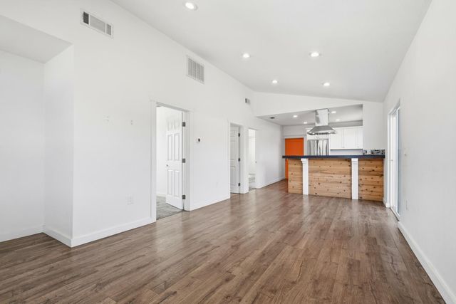 16 Airport Road, Freedom, CA 95019