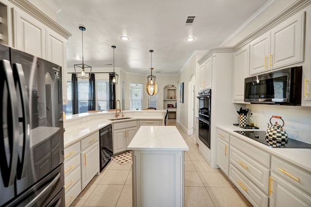 5000 King Richards Row, Midland, TX 79707