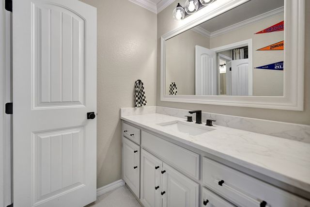 5000 King Richards Row, Midland, TX 79707