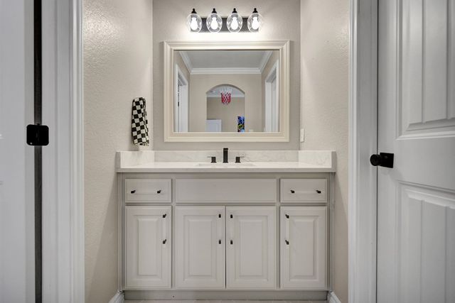 5000 King Richards Row, Midland, TX 79707