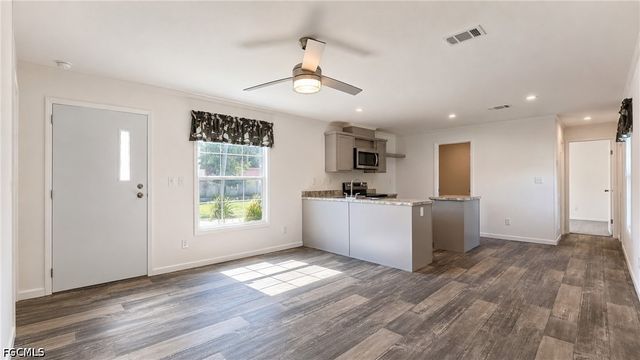 21190 Cypress Park CIR, Estero, FL 33928