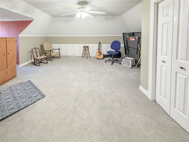 443 Huckleberry Drive, Lake Jackson, TX 77566