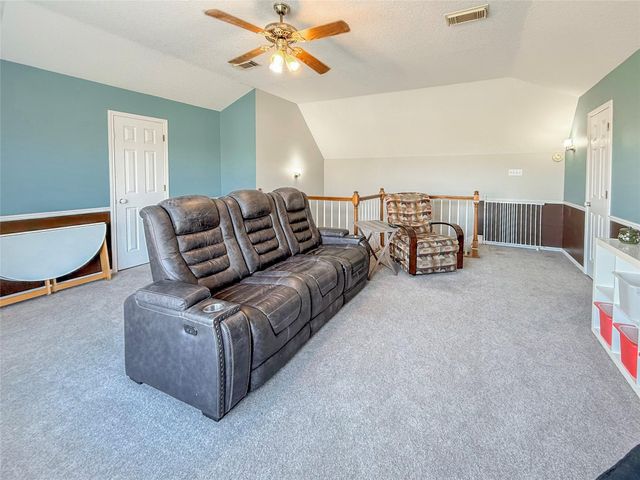 443 Huckleberry Drive, Lake Jackson, TX 77566