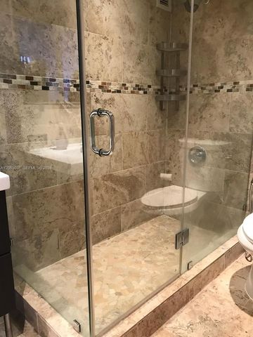 16919 N Bay Rd 916, Sunny Isles Beach, FL 33160