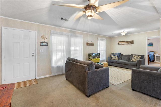 1421 Oak Pond Lane, Steinhatchee, FL 32359