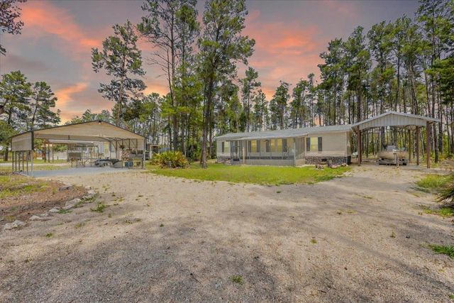 1421 Oak Pond Lane, Steinhatchee, FL 32359