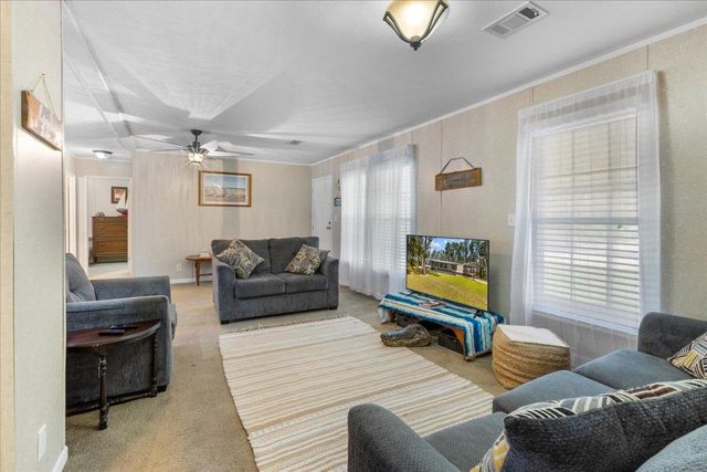 1421 Oak Pond Lane, Steinhatchee, FL 32359