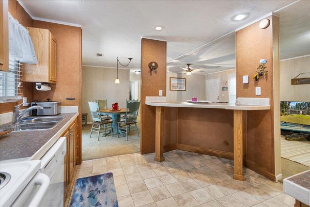 1421 Oak Pond Lane, Steinhatchee, FL 32359