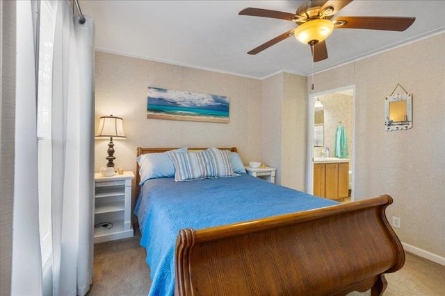 1421 Oak Pond Lane, Steinhatchee, FL 32359