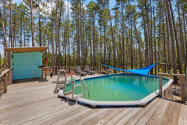 1421 Oak Pond Lane, Steinhatchee, FL 32359