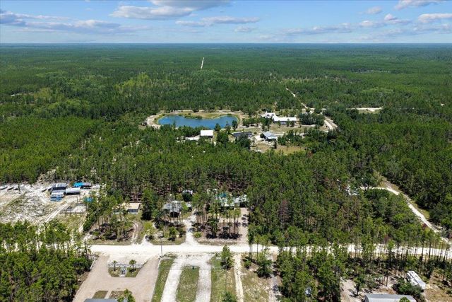 1421 Oak Pond Lane, Steinhatchee, FL 32359