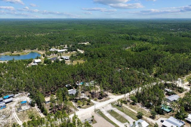 1421 Oak Pond Lane, Steinhatchee, FL 32359