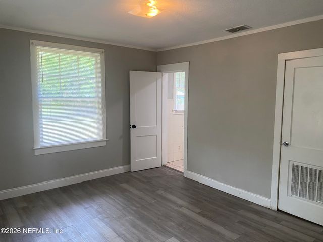 2854 WICKWIRE Street, Jacksonville, FL 32254