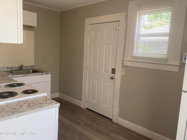 2854 WICKWIRE Street, Jacksonville, FL 32254