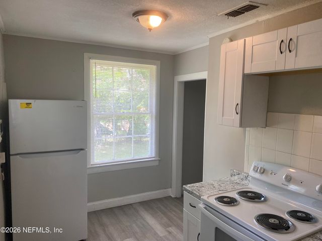 2854 WICKWIRE Street, Jacksonville, FL 32254