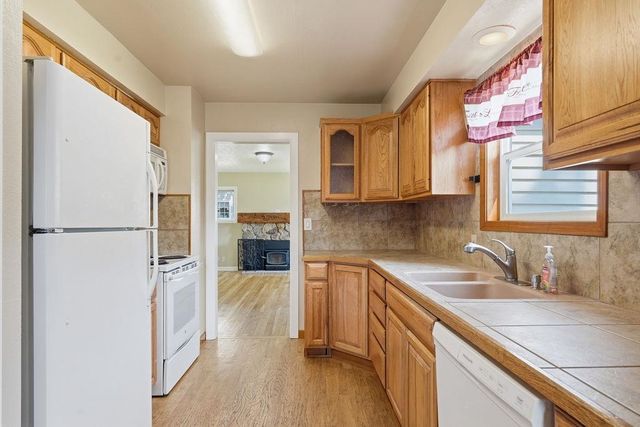 4317 N Maringo Dr, Spokane, WA 99212