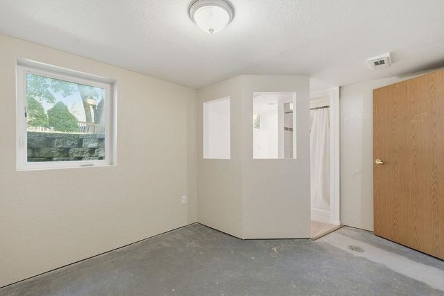4317 N Maringo Dr, Spokane, WA 99212