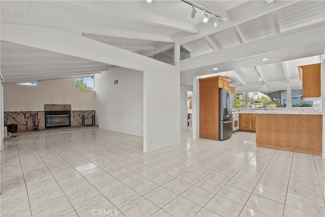 9310 Sophia Avenue, North Hills, CA 91343