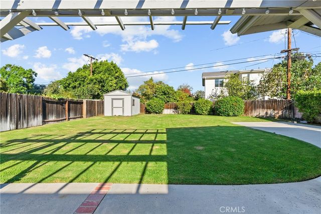 9310 Sophia Avenue, North Hills, CA 91343