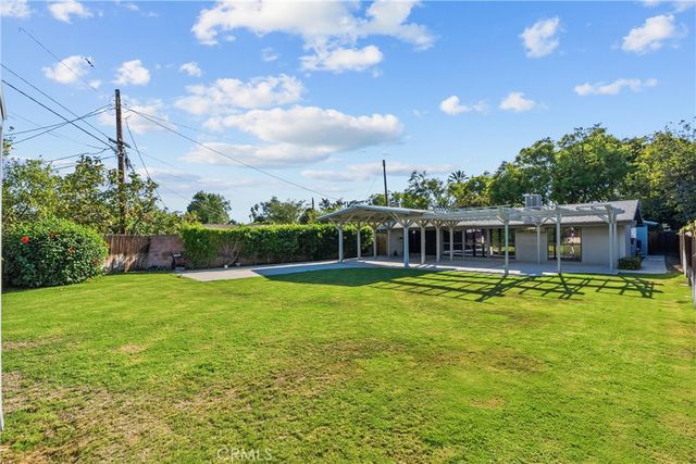 9310 Sophia Avenue, North Hills, CA 91343