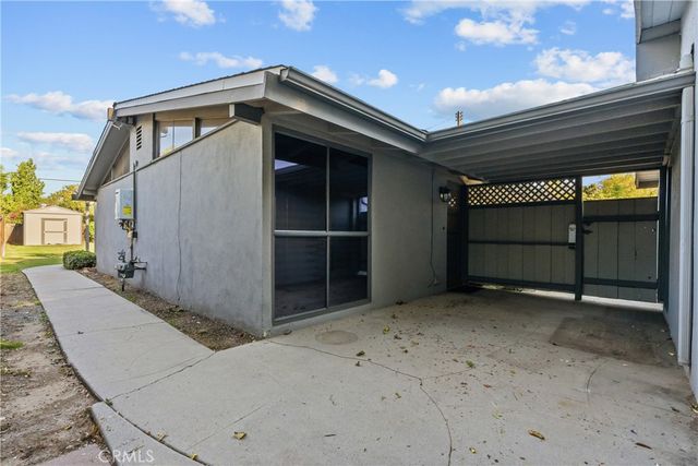 9310 Sophia Avenue, North Hills, CA 91343
