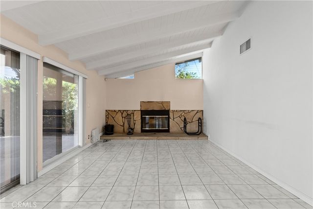 9310 Sophia Avenue, North Hills, CA 91343