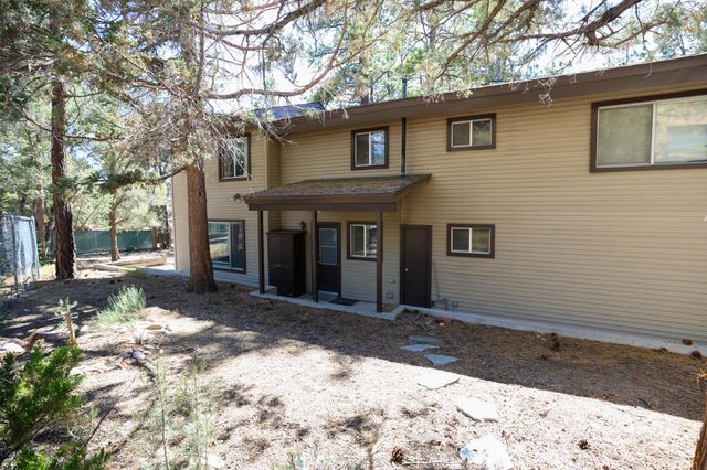 1068 Lookout Mountain Road, Big Bear, CA 92314