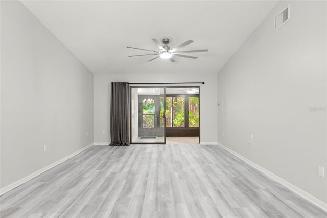 1371 PINE RIDGE CIRCLE E B, Tarpon Springs, FL 34688