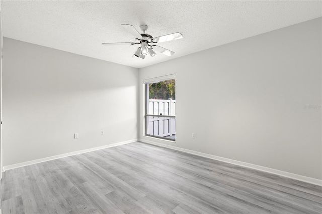 1371 PINE RIDGE CIRCLE E B, Tarpon Springs, FL 34688