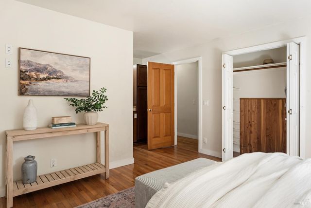 17600 Redwood Springs Dr, Fort Bragg, CA 95437