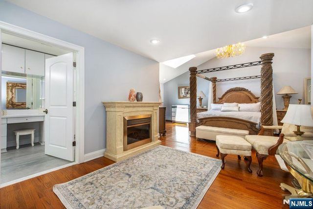 681 Glendale Road, Franklin Lakes, NJ 07417