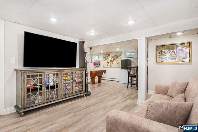 681 Glendale Road, Franklin Lakes, NJ 07417