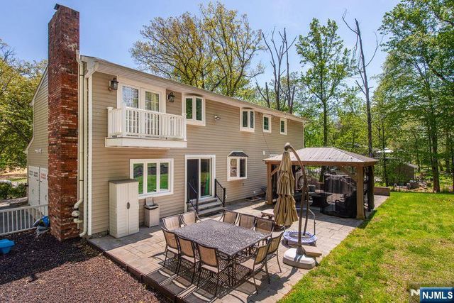 681 Glendale Road, Franklin Lakes, NJ 07417