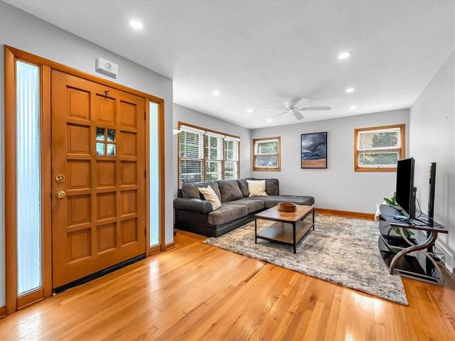 404 E Hale Street, Spring Hill, KS 66083