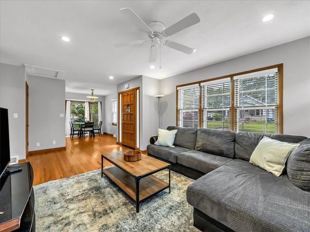 404 E Hale Street, Spring Hill, KS 66083