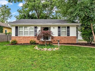 404 E Hale Street, Spring Hill, KS 66083