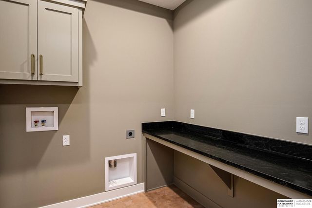 11819 N 173rd Circle, Bennington, NE 68007