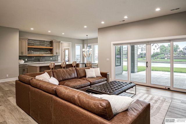 11819 N 173rd Circle, Bennington, NE 68007