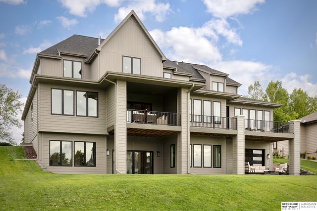 11819 N 173rd Circle, Bennington, NE 68007