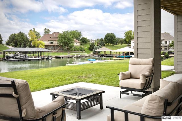 11819 N 173rd Circle, Bennington, NE 68007